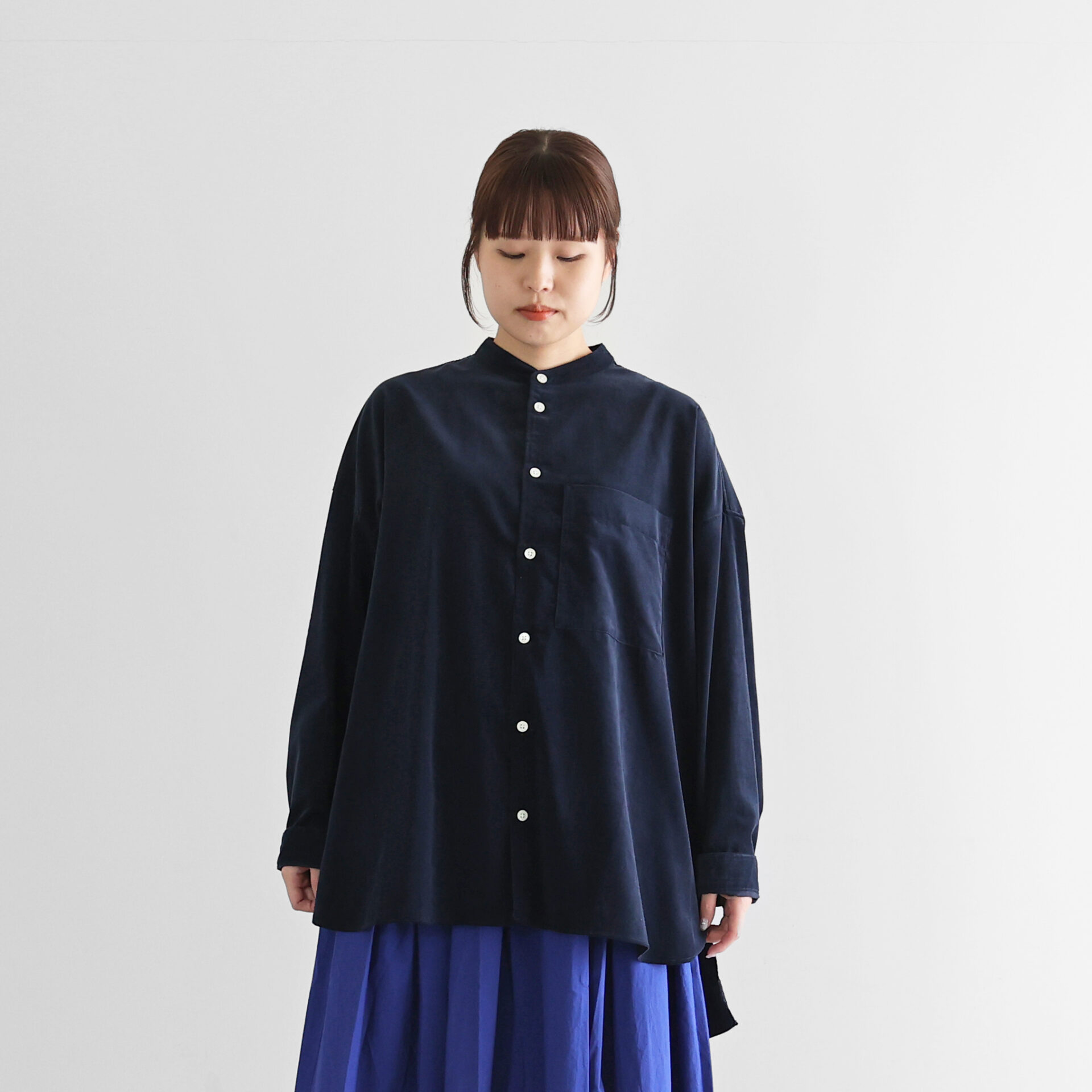 HUIS./遠州織物 みじんコール比翼ロングシャツ（ブラック）Free｜トップス