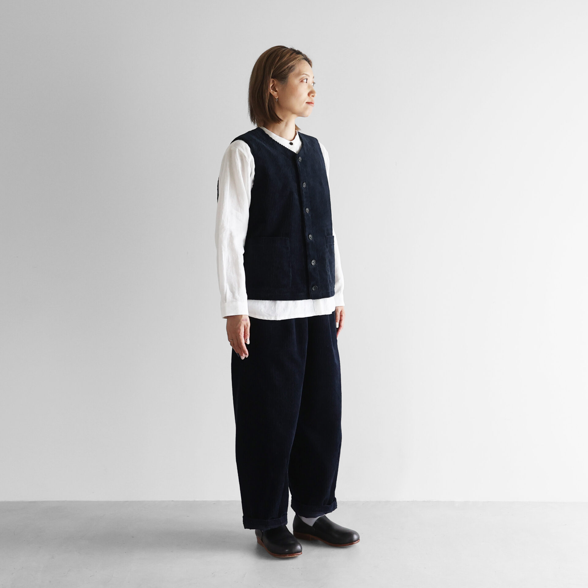 クラウドファンディング限定】シャトルコーデュロイベスト 705MT