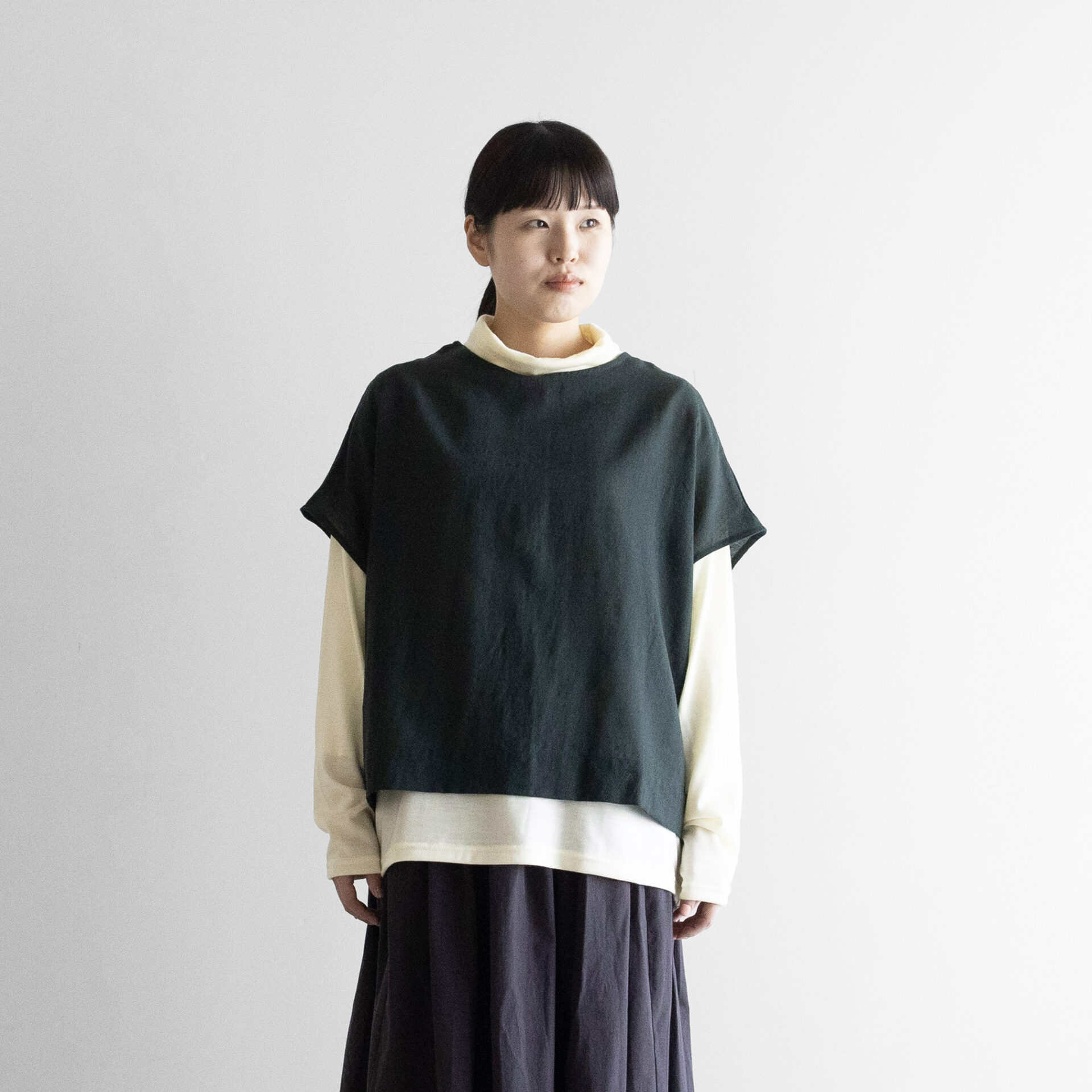 ウォッシャブルウール2way半袖ブラウス【レディス】U622をリリースしま